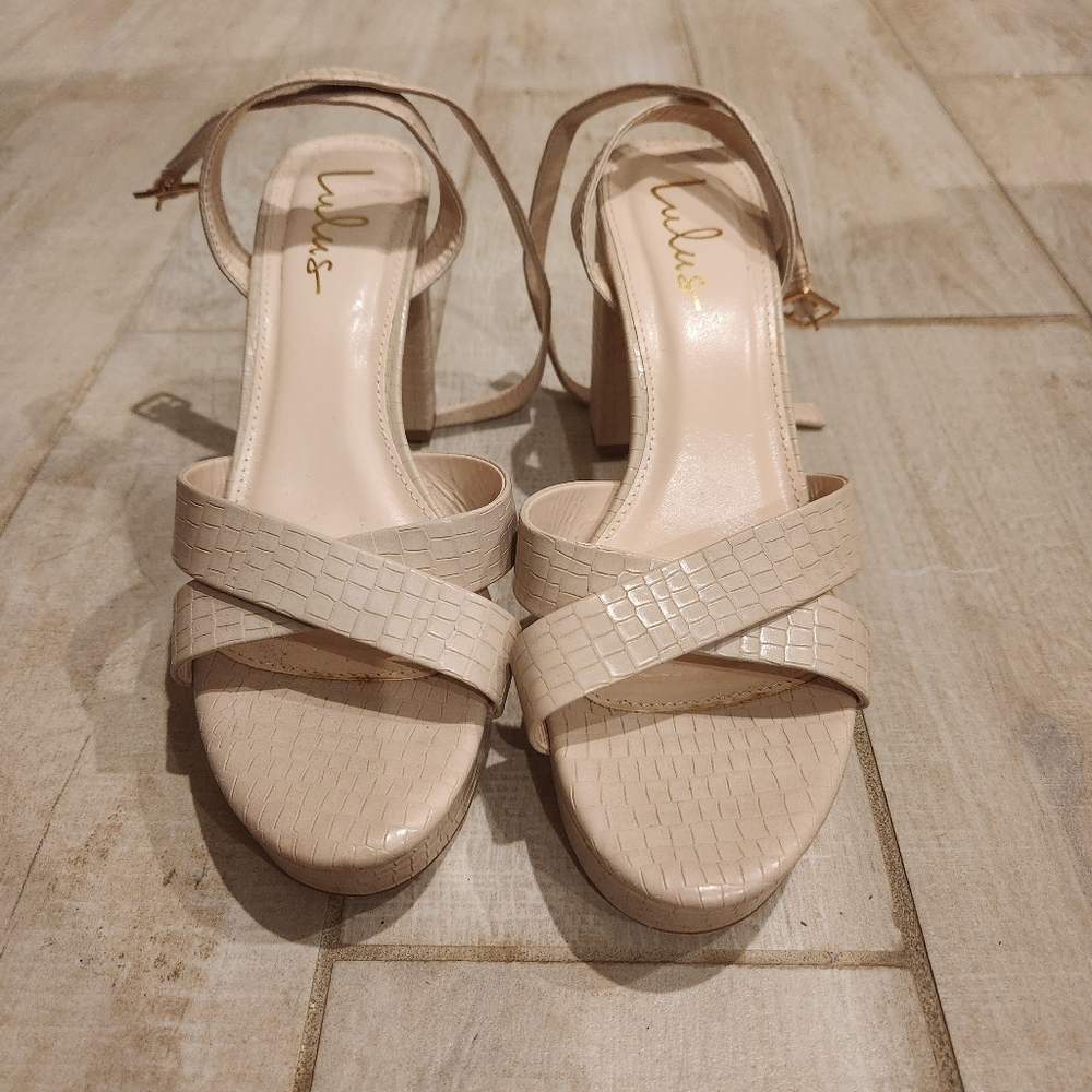 Nude platform heels